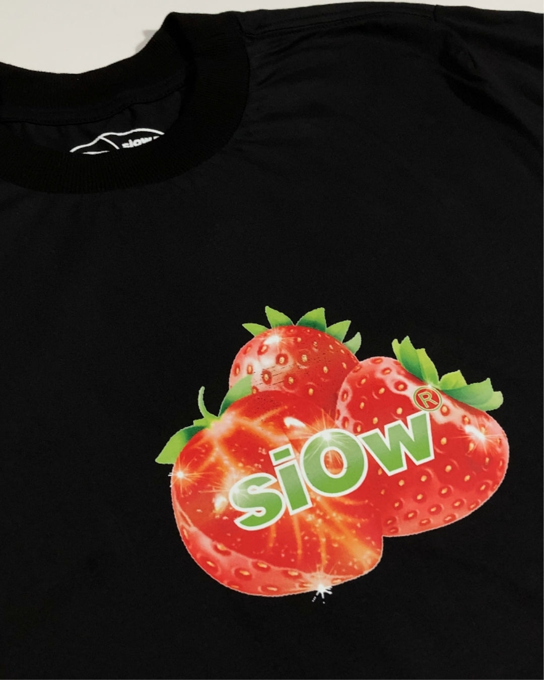 CAMISETA "MORANGOSSS"